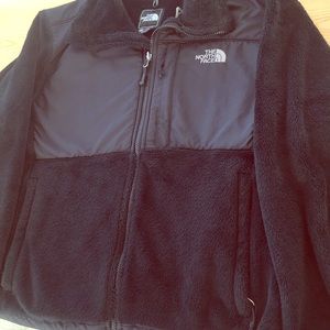 Women’s XL North Face soft fleece jacket